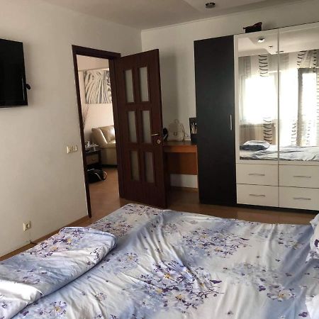 Apartament Apartment Râmnicu Vâlcea Екстериор снимка